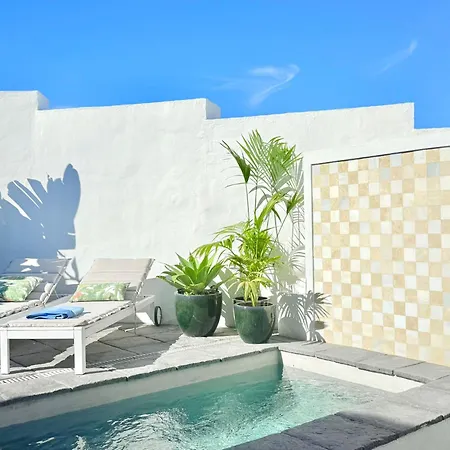 Casa Malena Seafront And Private Pool בית נופש *