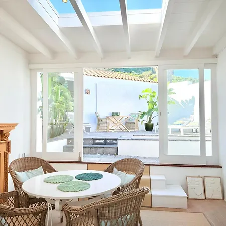 Casa Malena Seafront And Private Pool