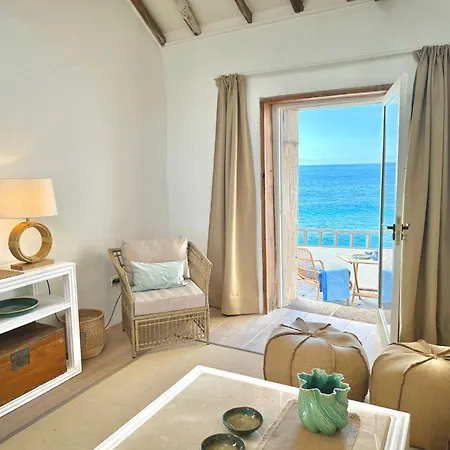 Feriehus Casa Malena Seafront And Private Pool Las Aguas