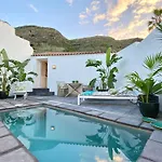 Holiday home Casa Malena Seafront And Private Pool Las Aguas