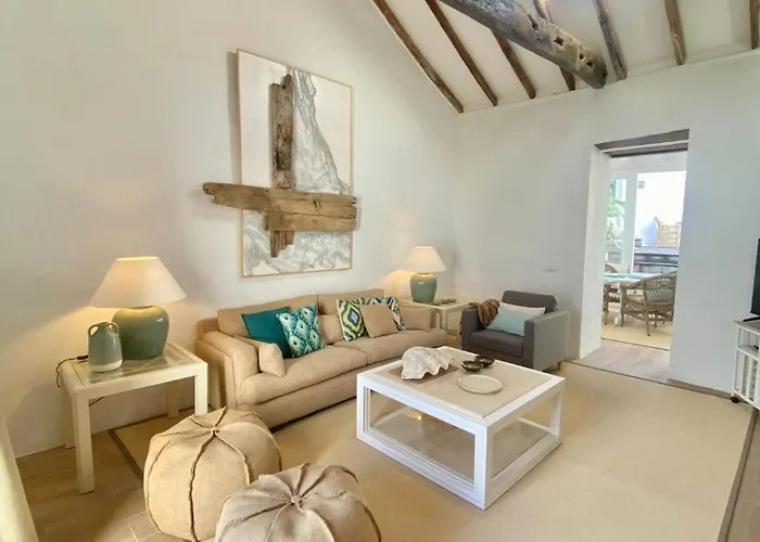 Semesterbostad Casa Malena Seafront And Private Pool Las Aguas